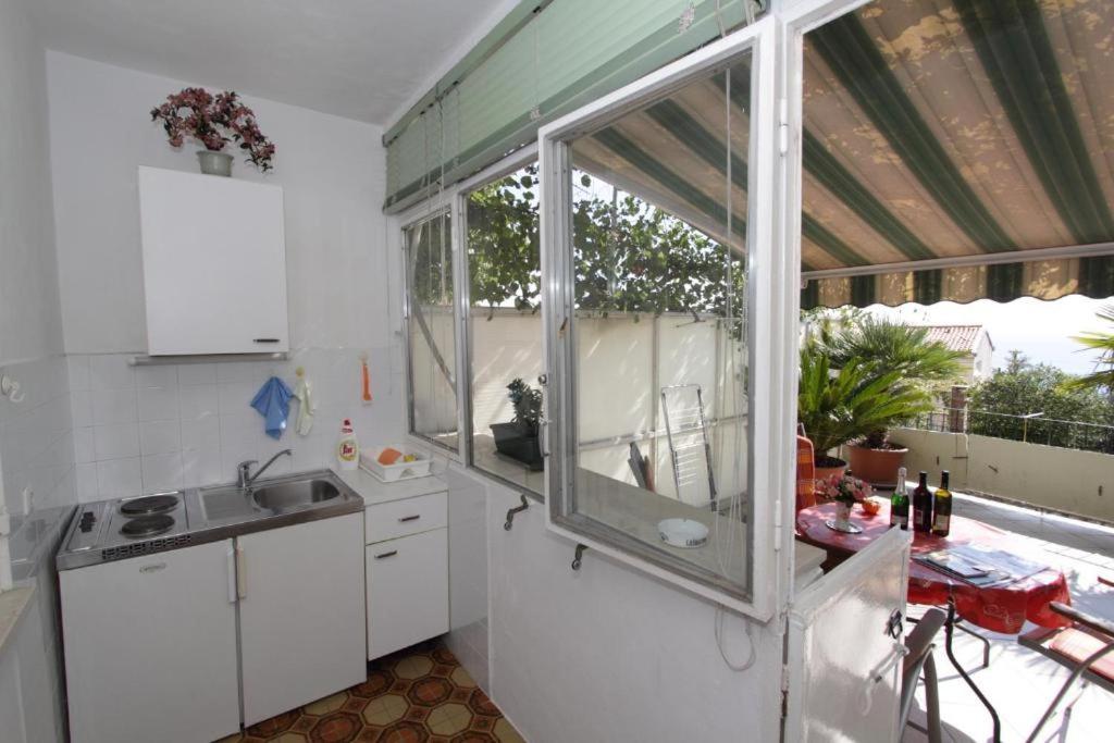 Nane Apartment